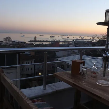 Reggae Aparthotel 4*